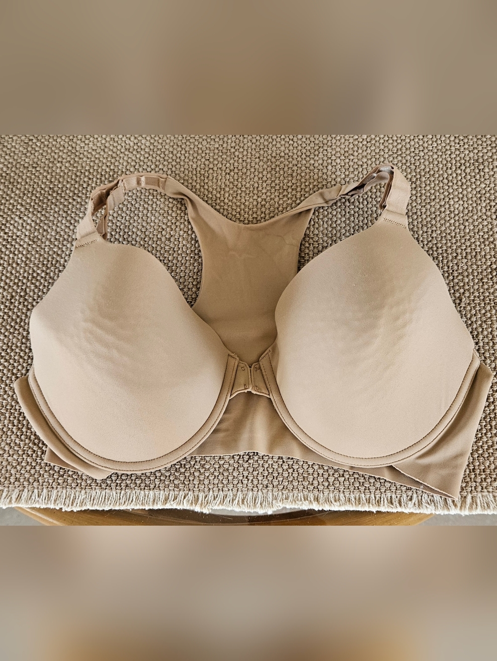 SPANX Nude Front-Close Seamless T-Shirt Bra